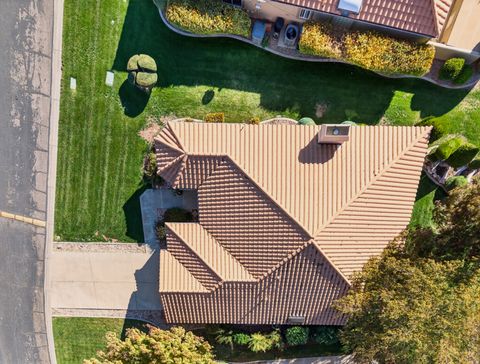 Tiny photo for 356 N CACTUS LN #7, Washington, UT 84780 (MLS # 2127307)