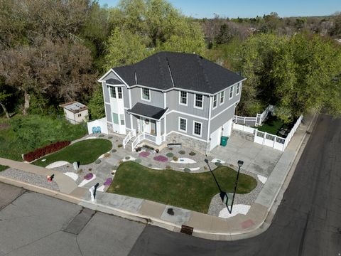 Tiny photo for 973 E 250 S, Layton, UT 84041 (MLS # 2148390)