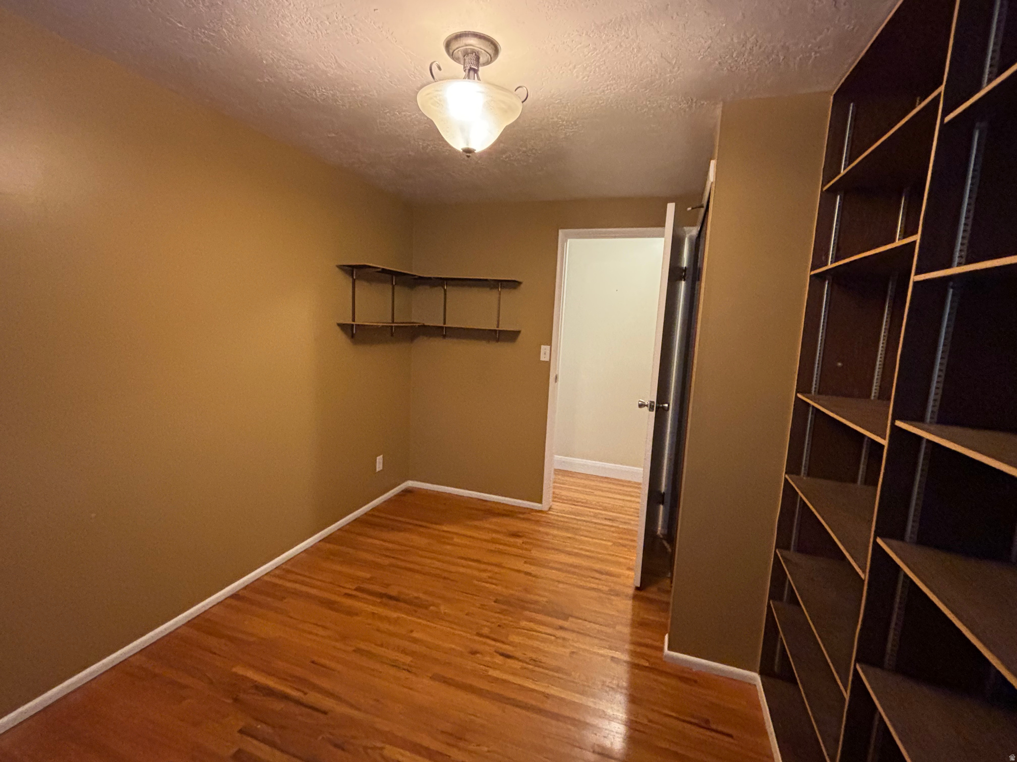 MEADOWBROOK FARMS - Residential