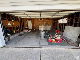 MEADOWBROOK FARMS - Residential