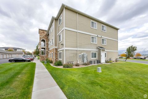Tiny photo for 1948 N CREST RD, Saratoga Springs, UT 84045 (MLS # 2118766)