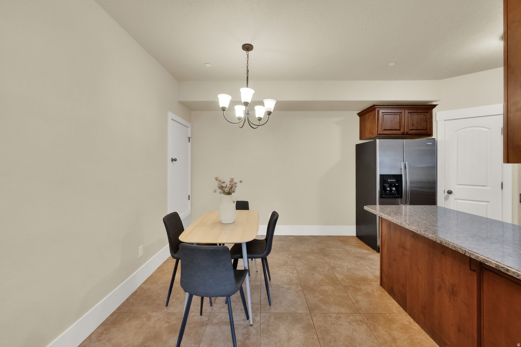 HILLCREST - Residential