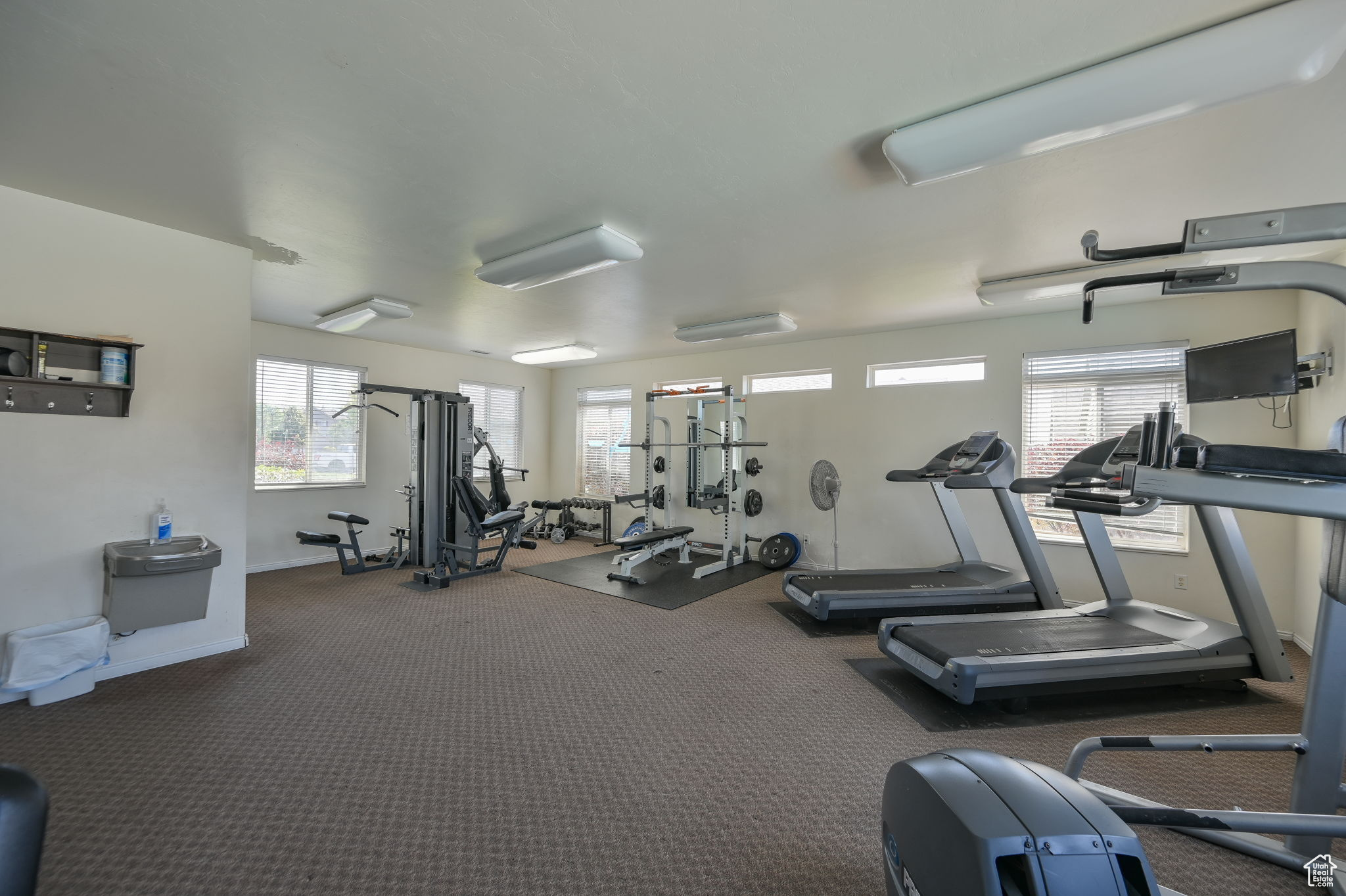 HILLCREST - Residential