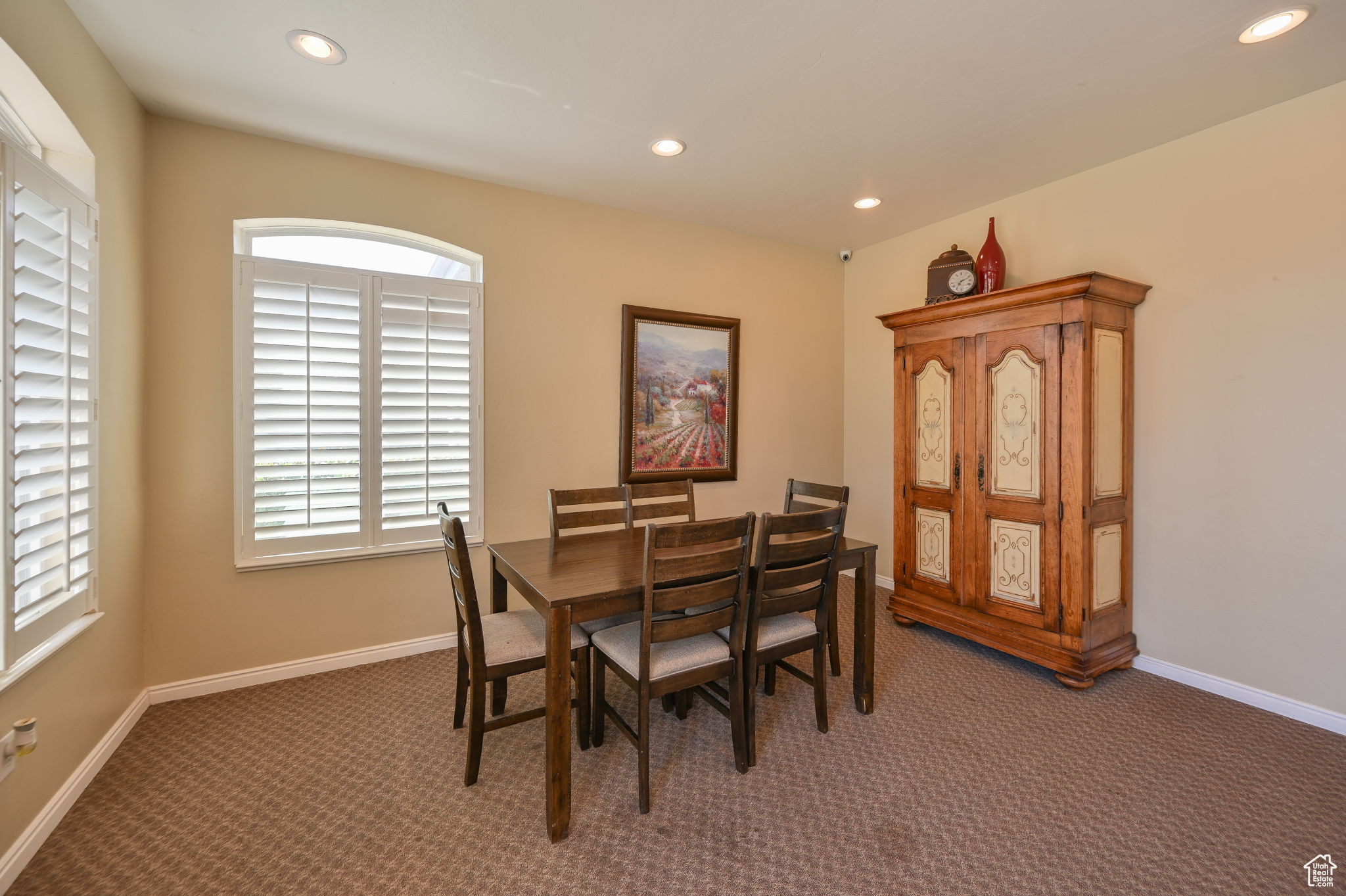 HILLCREST - Residential