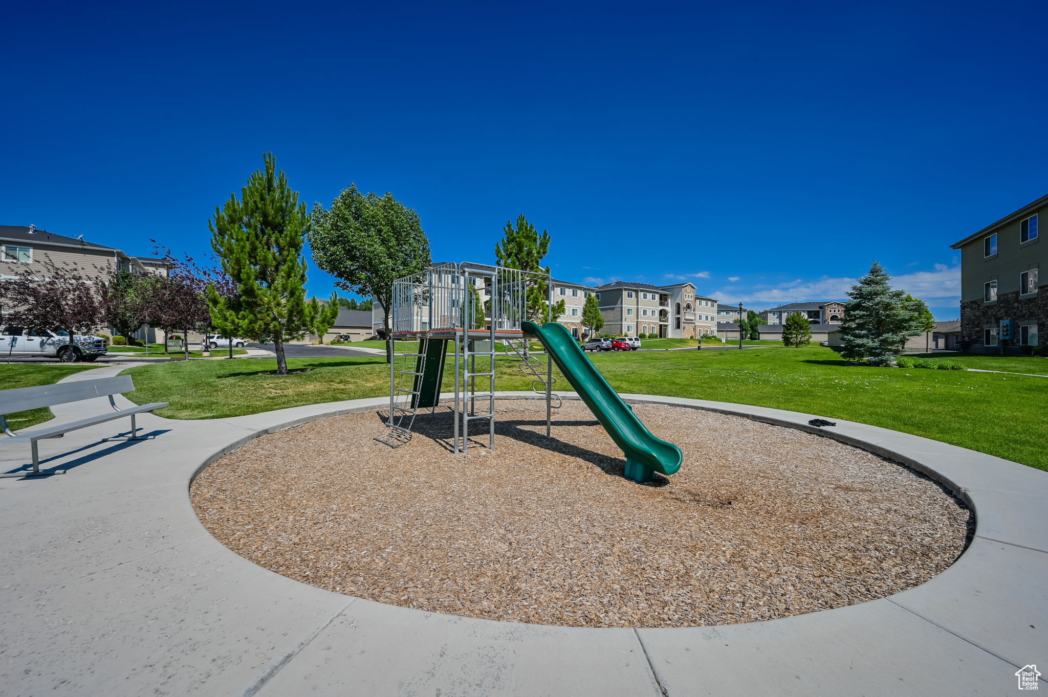 HILLCREST - Residential