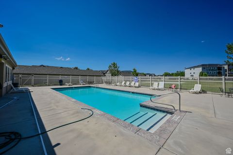 Tiny photo for 1948 N CREST RD, Saratoga Springs, UT 84045 (MLS # 2118766)
