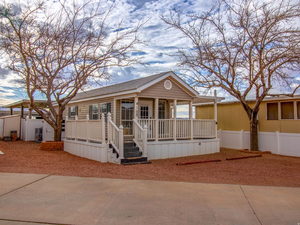 Photo of 150 N 3700 W #168, Hurricane, UT 84737 (MLS # 2136187)