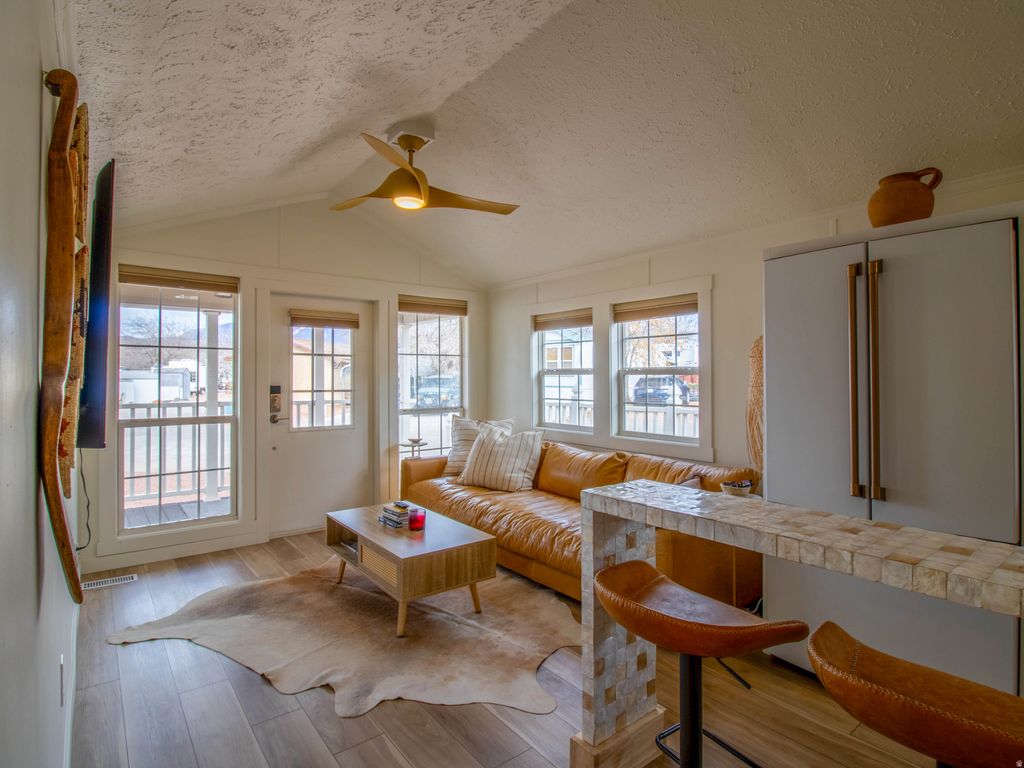 Photo of 150 N 3700 W #168, Hurricane, UT 84737 (MLS # 2136187)