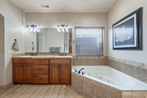 Tiny photo for 2553 S 2070 CIR E, Saint George, UT 84790 (MLS # 2127335)