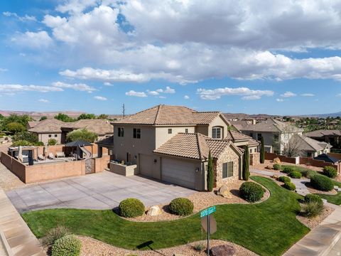 Tiny photo for 2553 S 2070 CIR E, Saint George, UT 84790 (MLS # 2127335)