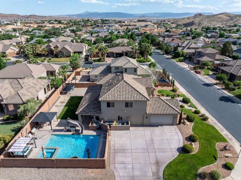 Tiny photo for 2553 S 2070 CIR E, Saint George, UT 84790 (MLS # 2127335)