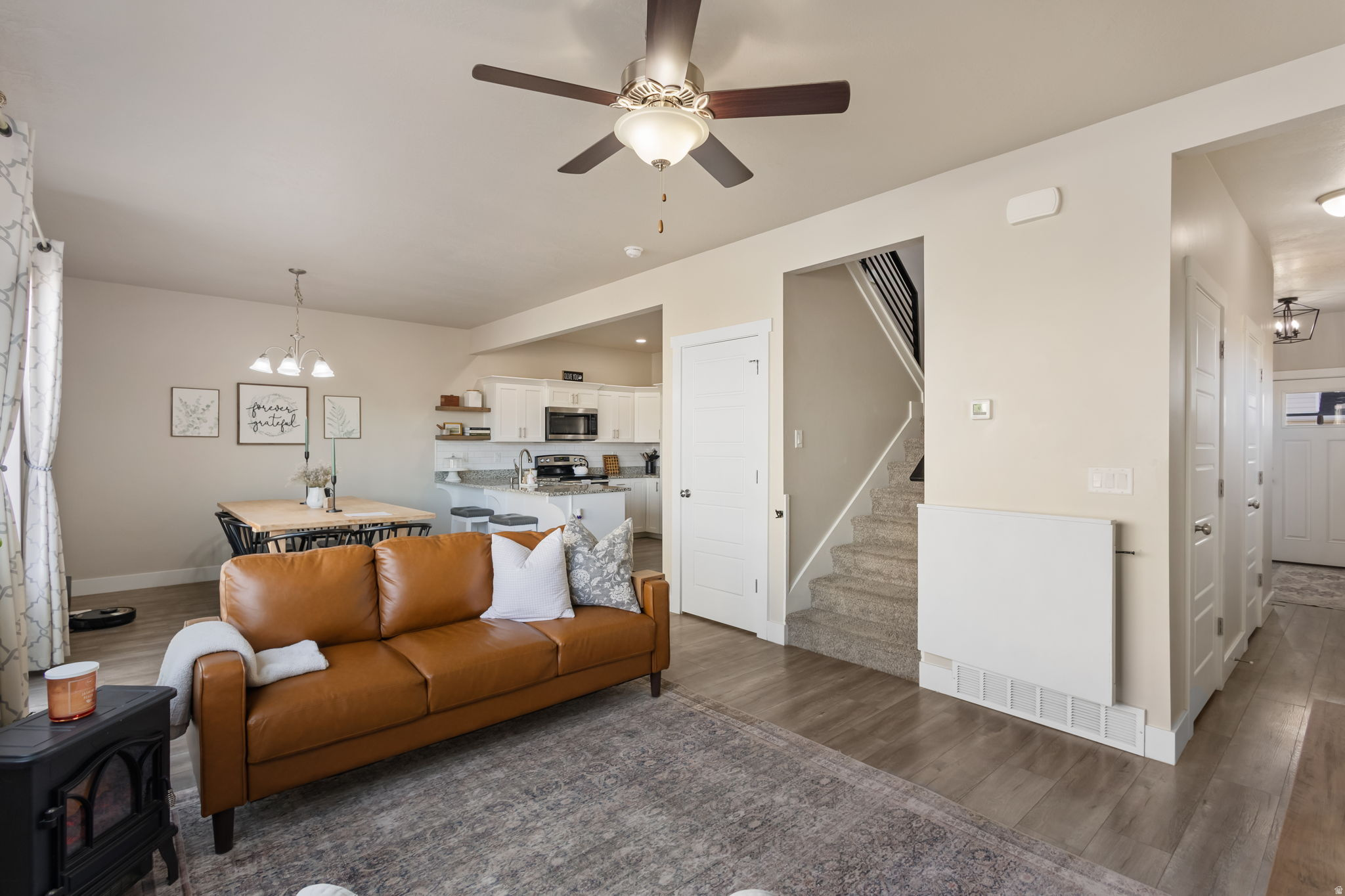 PONY EXPRESS - Residential