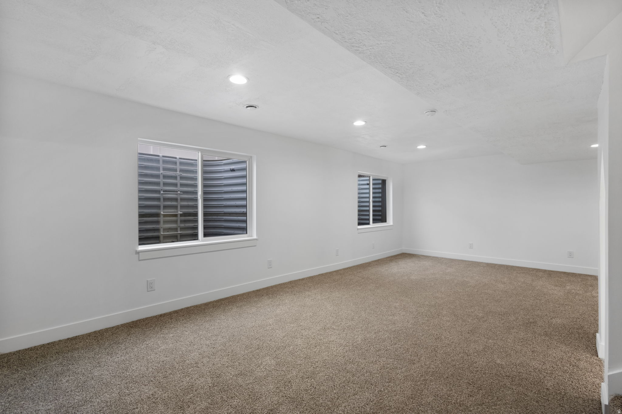 PONY EXPRESS - Residential