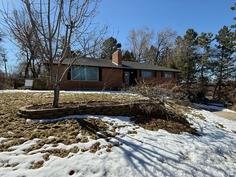 1229 E 33rd St, Ogden, UT 84403 - MLS#: 2054337