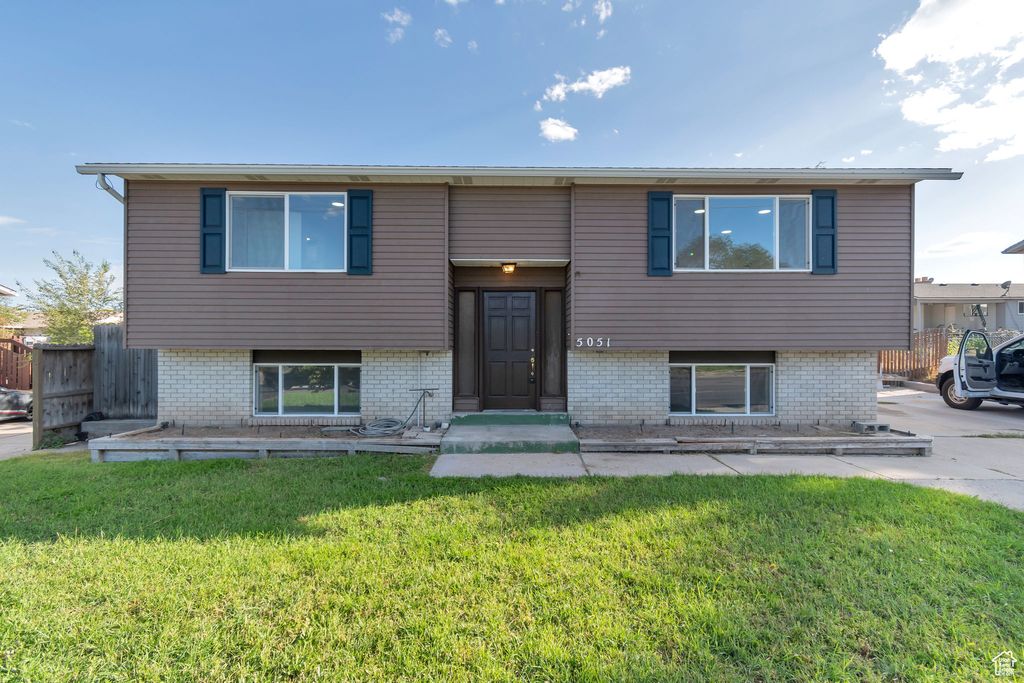 Photo of 5051 W 5400 S, Kearns, UT 84118 (MLS # 2119632)