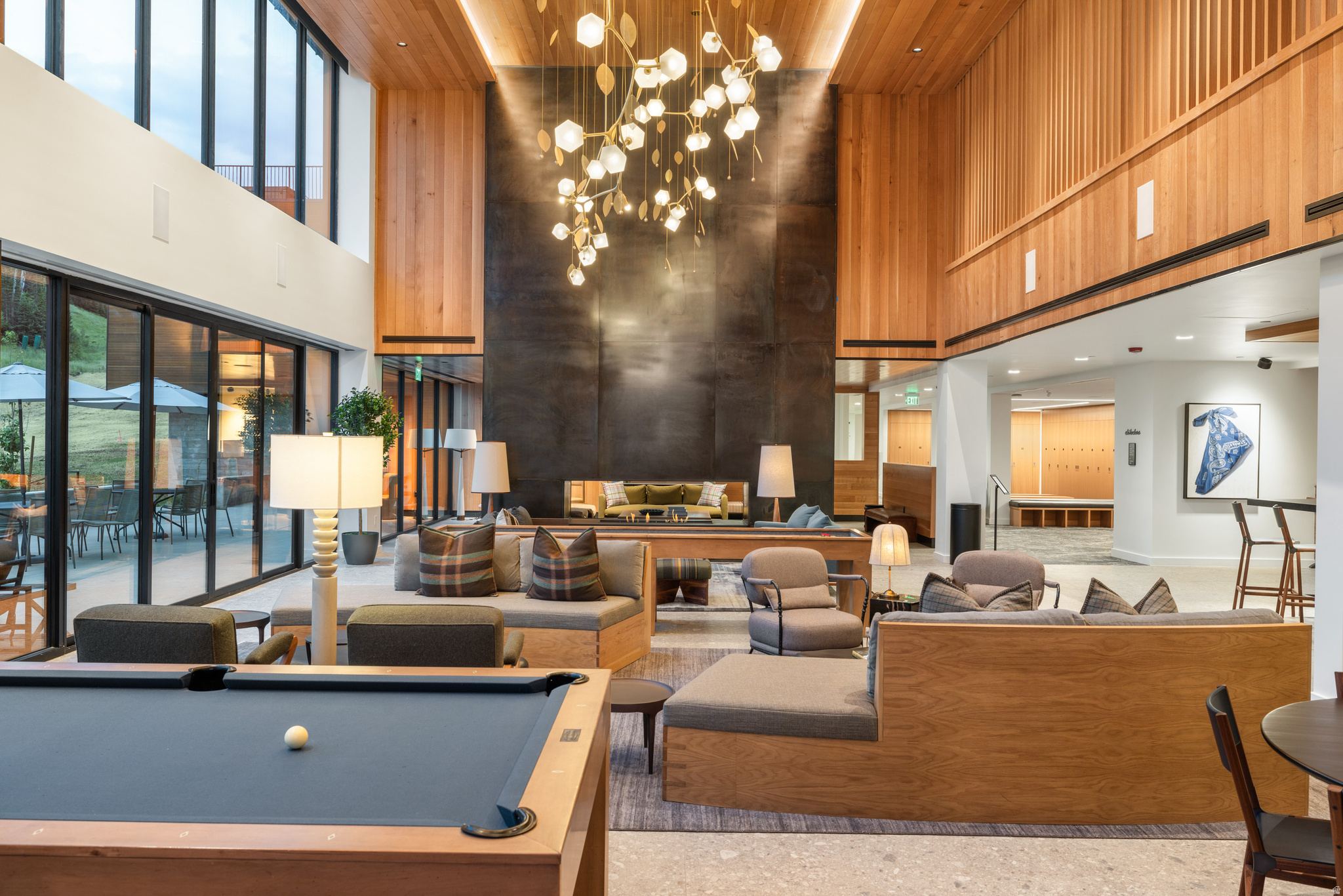 FOUNDERS PLACE - Residential