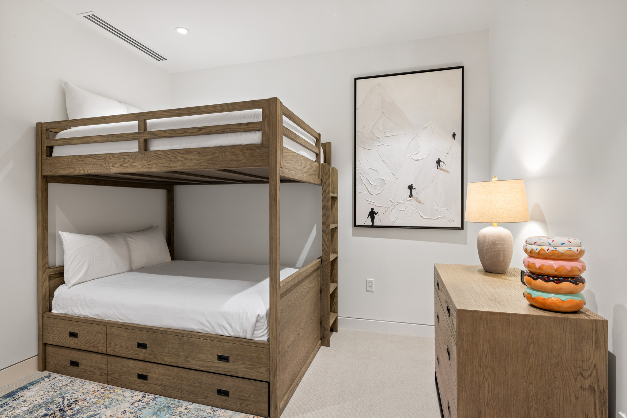 FOUNDERS PLACE - Residential