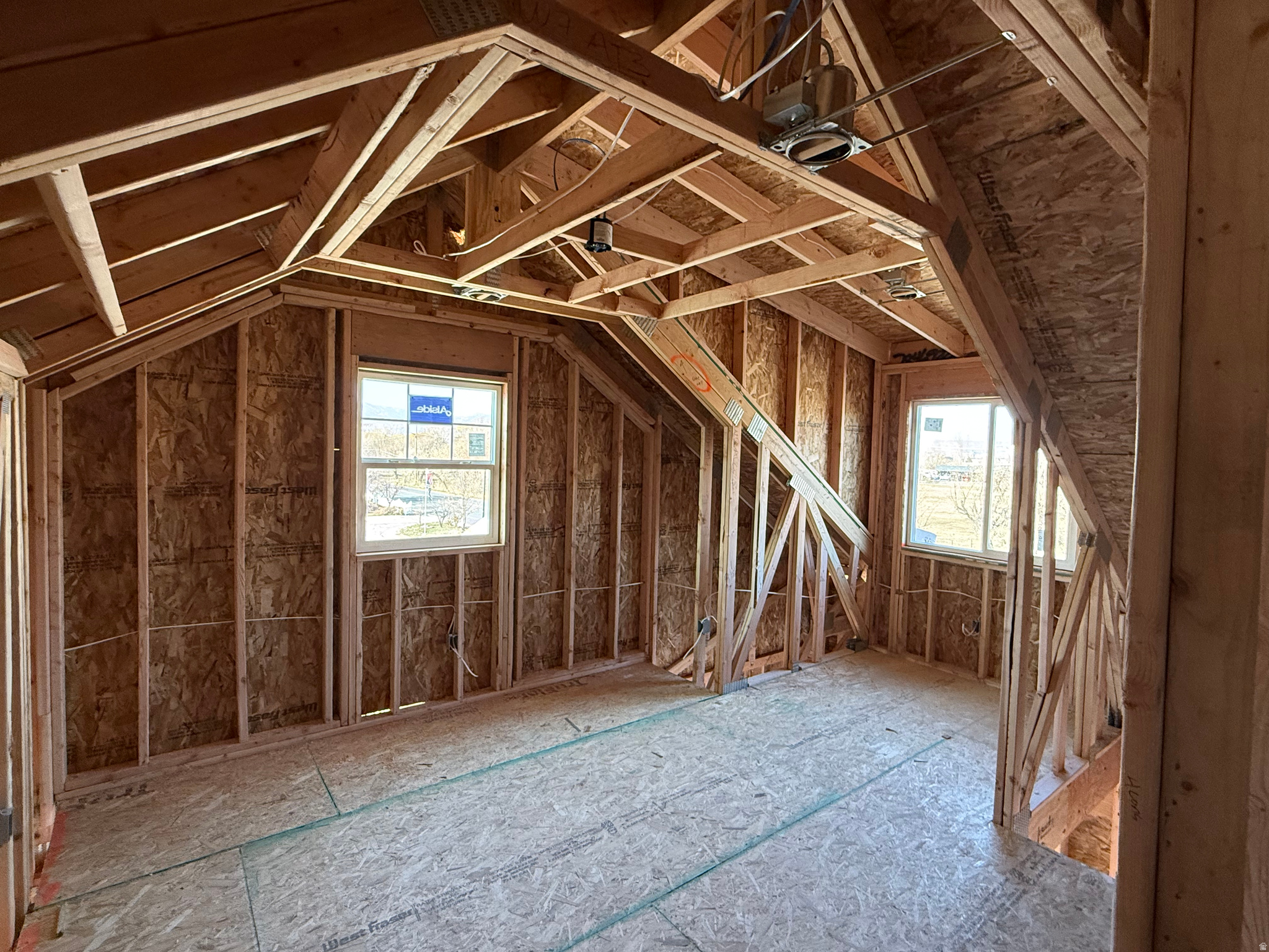 WHISPER HOLLOW - Residential