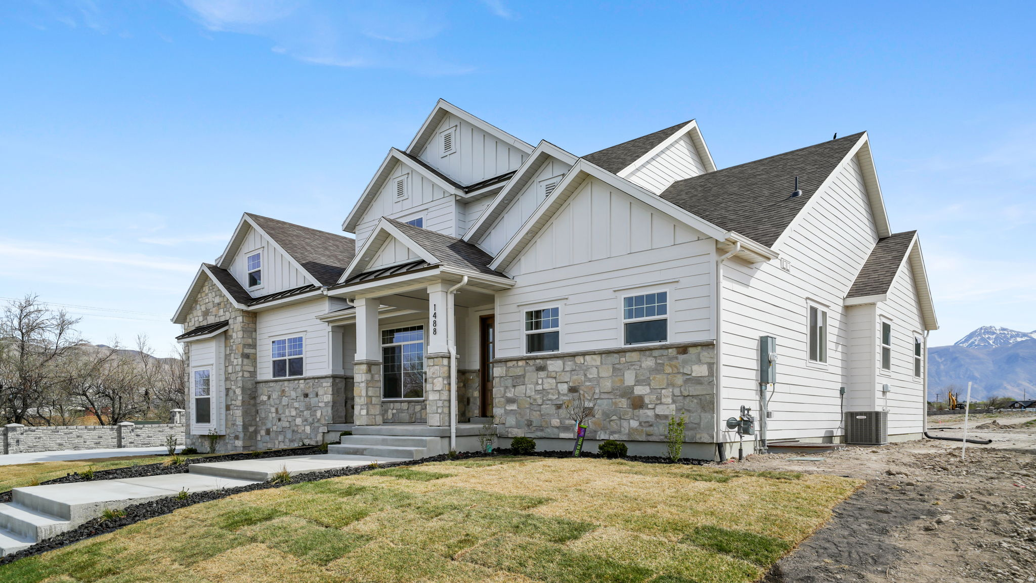 WHISPER HOLLOW - Residential