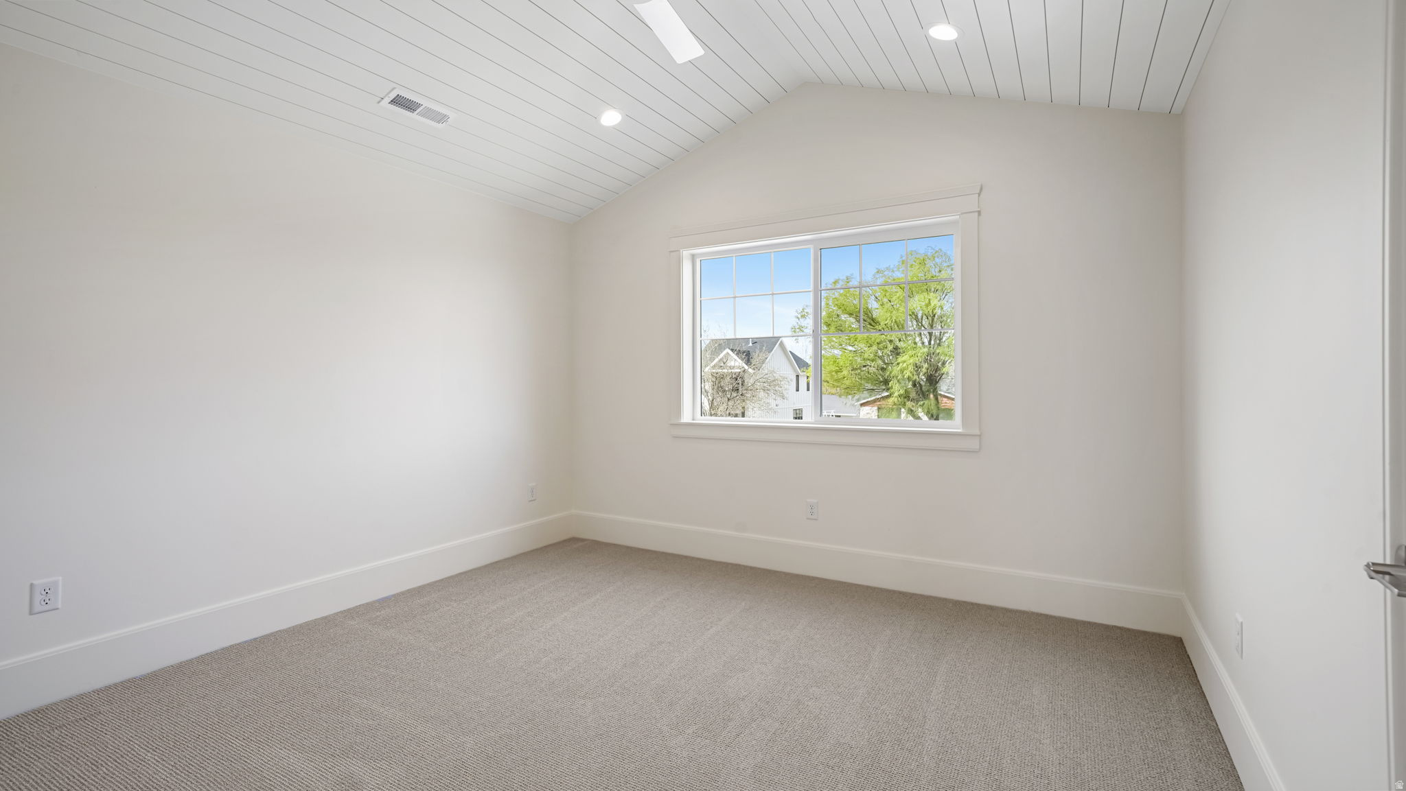 WHISPER HOLLOW - Residential