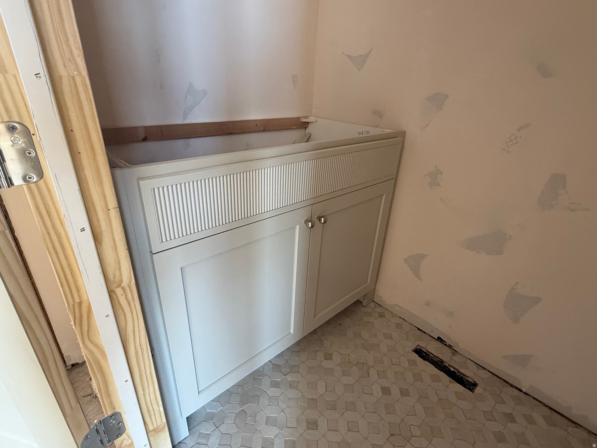 WHISPER HOLLOW - Residential