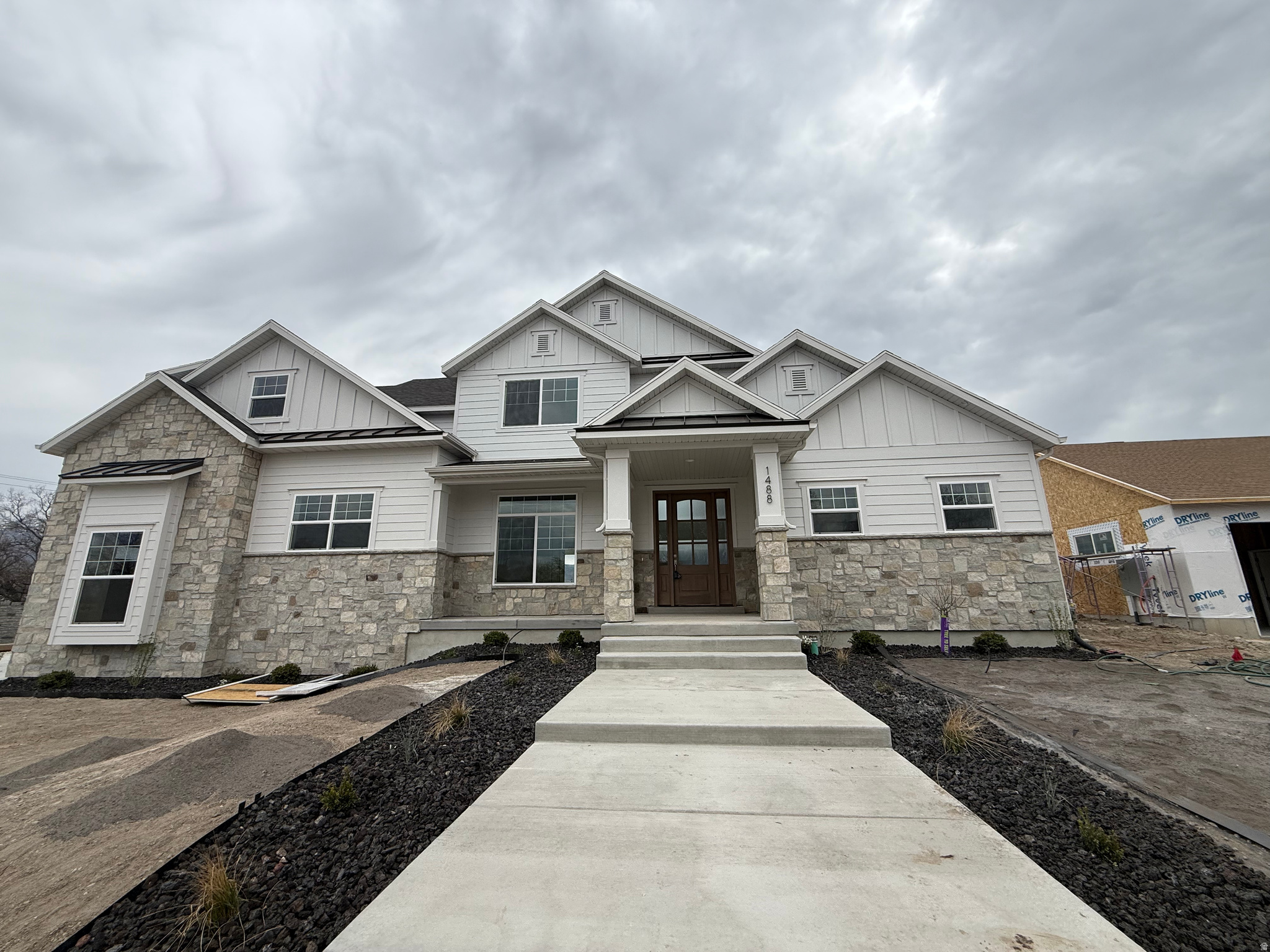 WHISPER HOLLOW - Residential