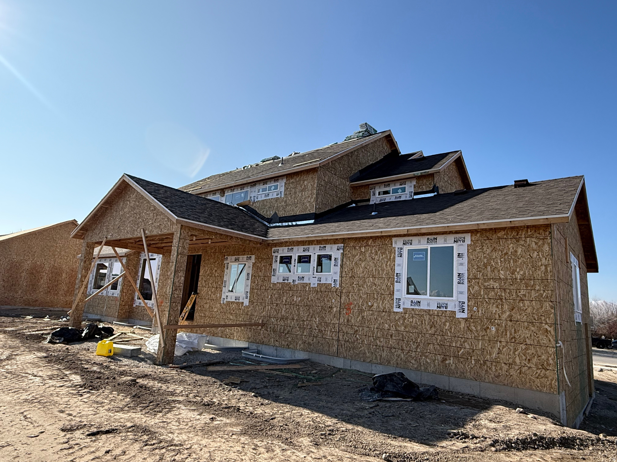 WHISPER HOLLOW - Residential