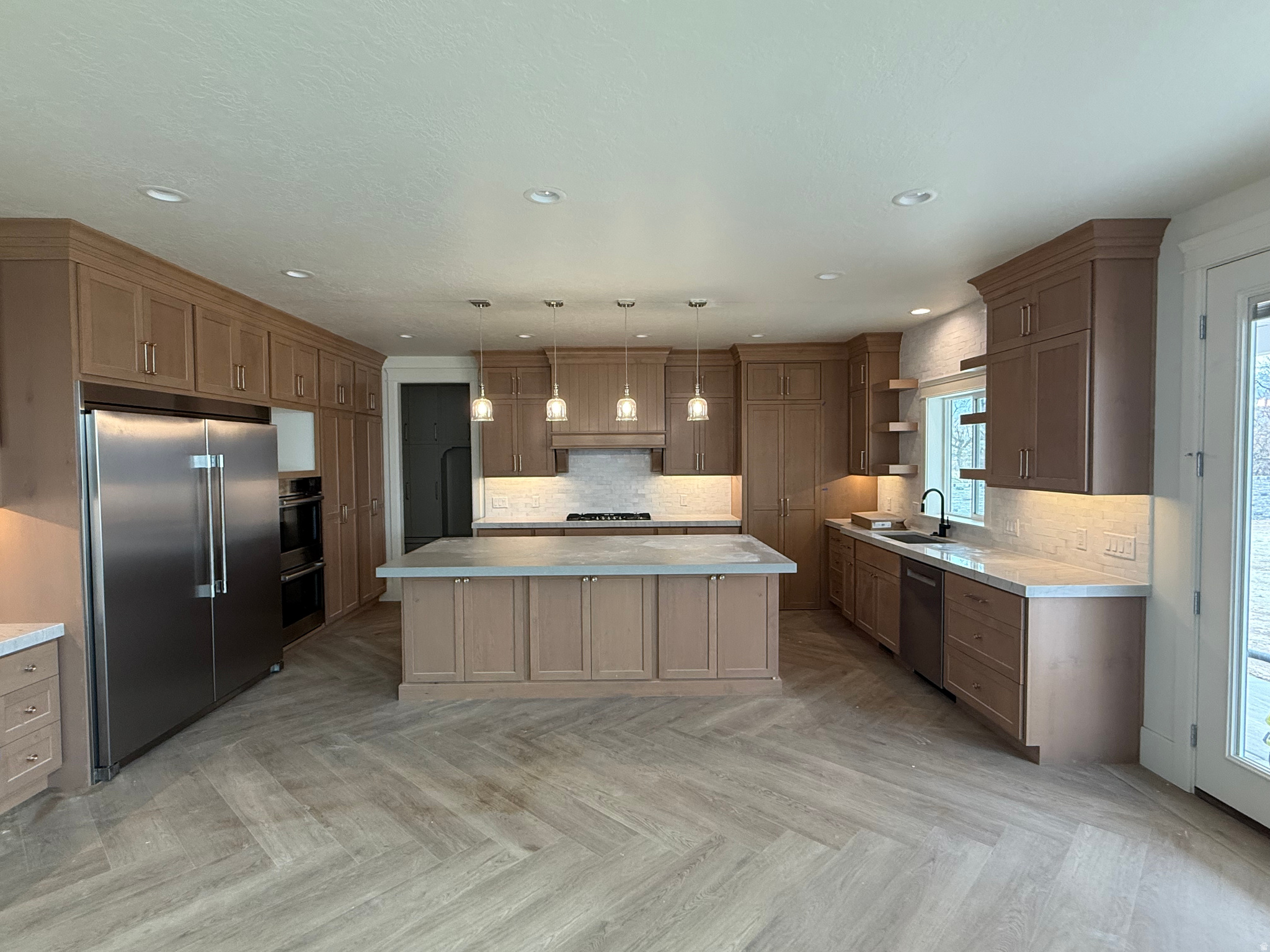 WHISPER HOLLOW - Residential