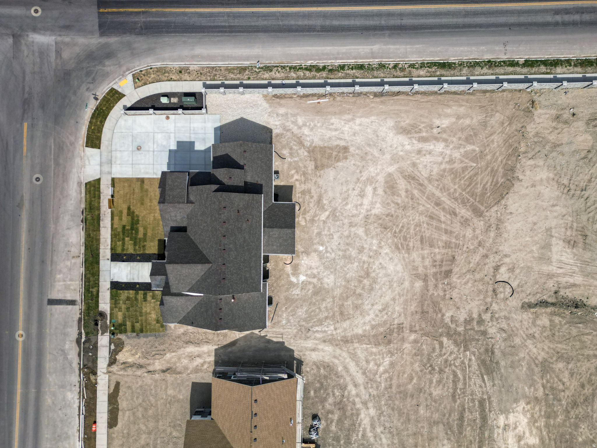 WHISPER HOLLOW - Residential