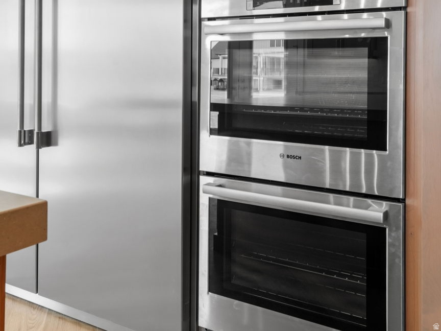 WHISPER HOLLOW - Residential