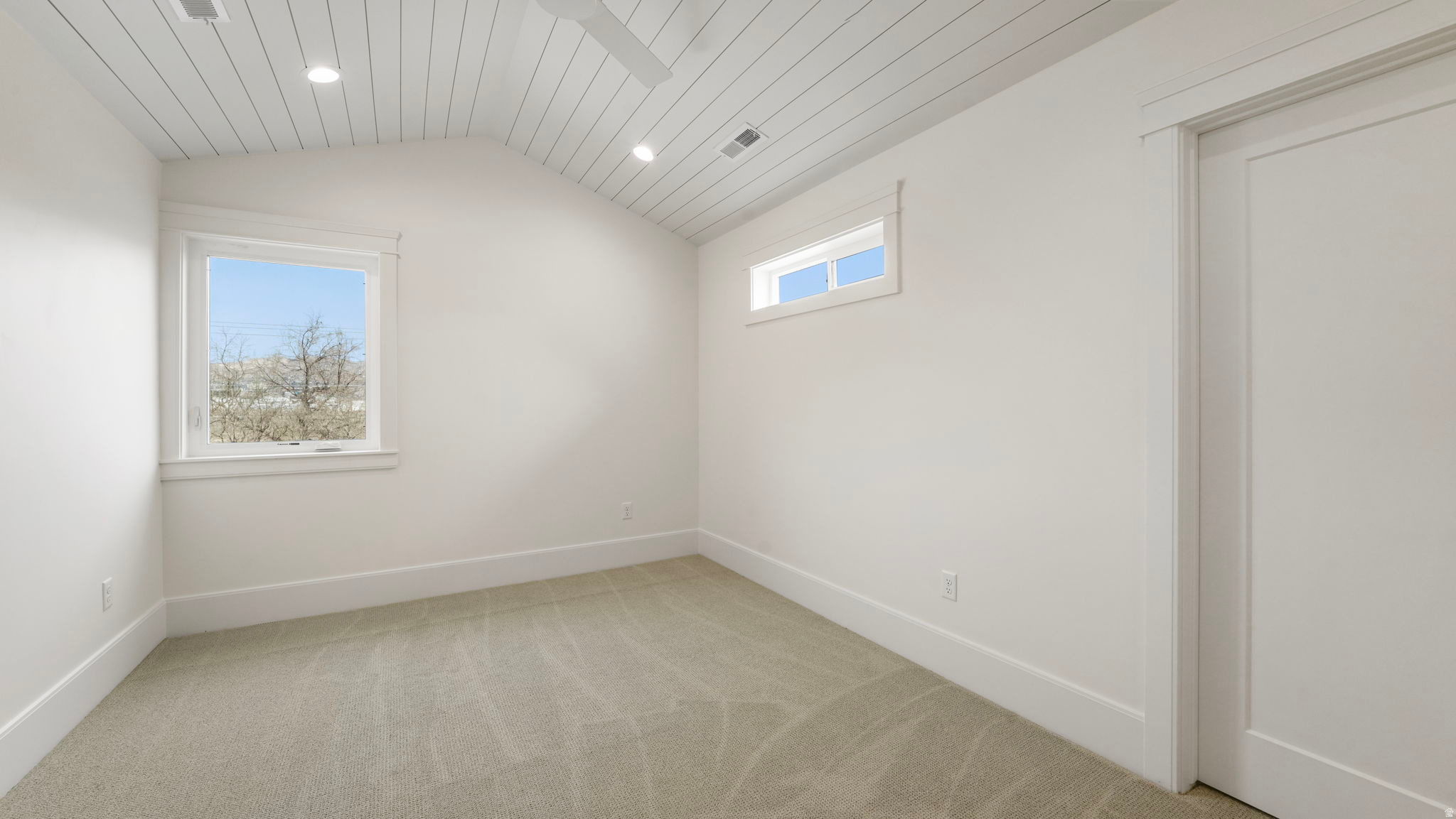 WHISPER HOLLOW - Residential