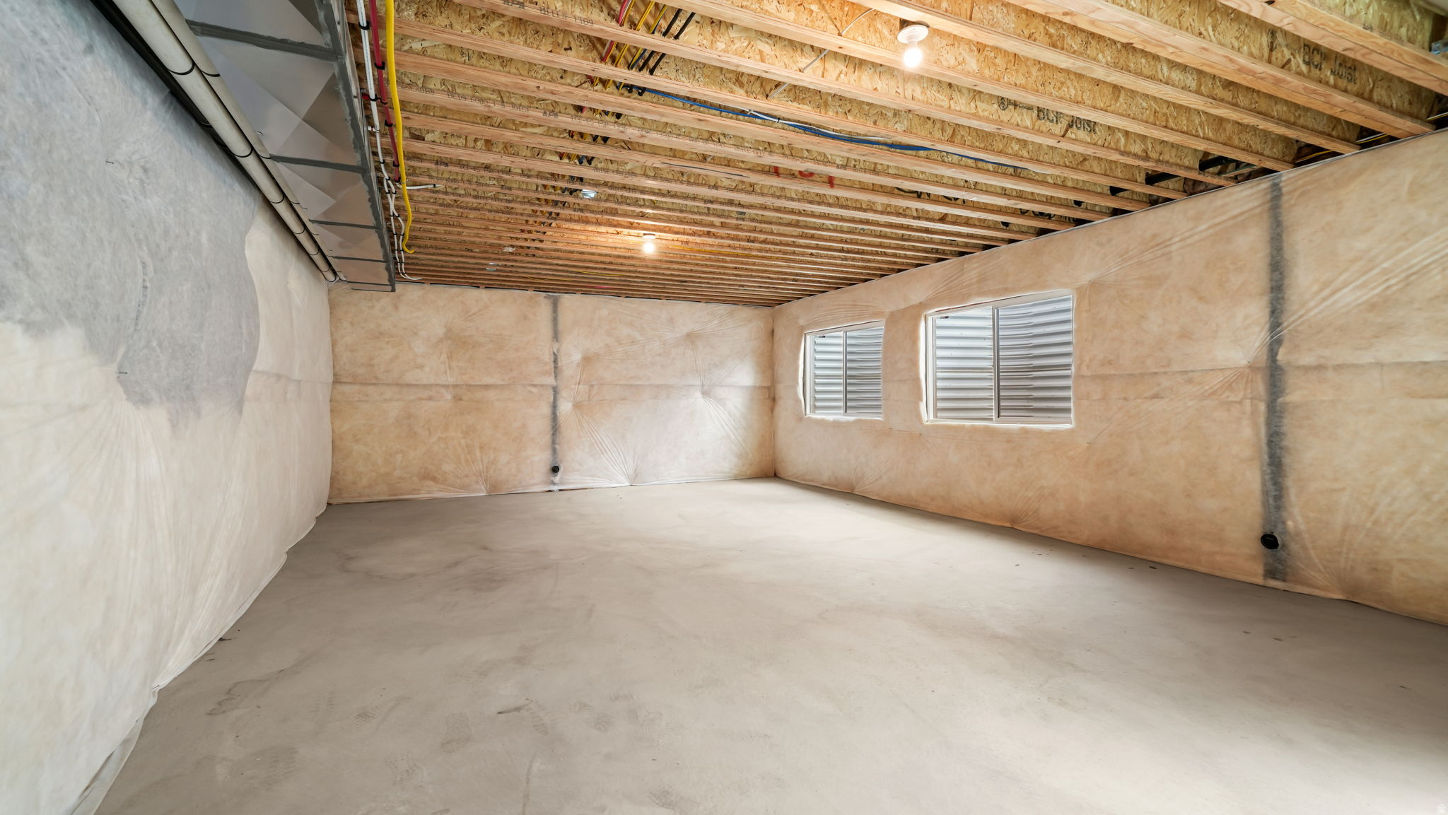 WHISPER HOLLOW - Residential