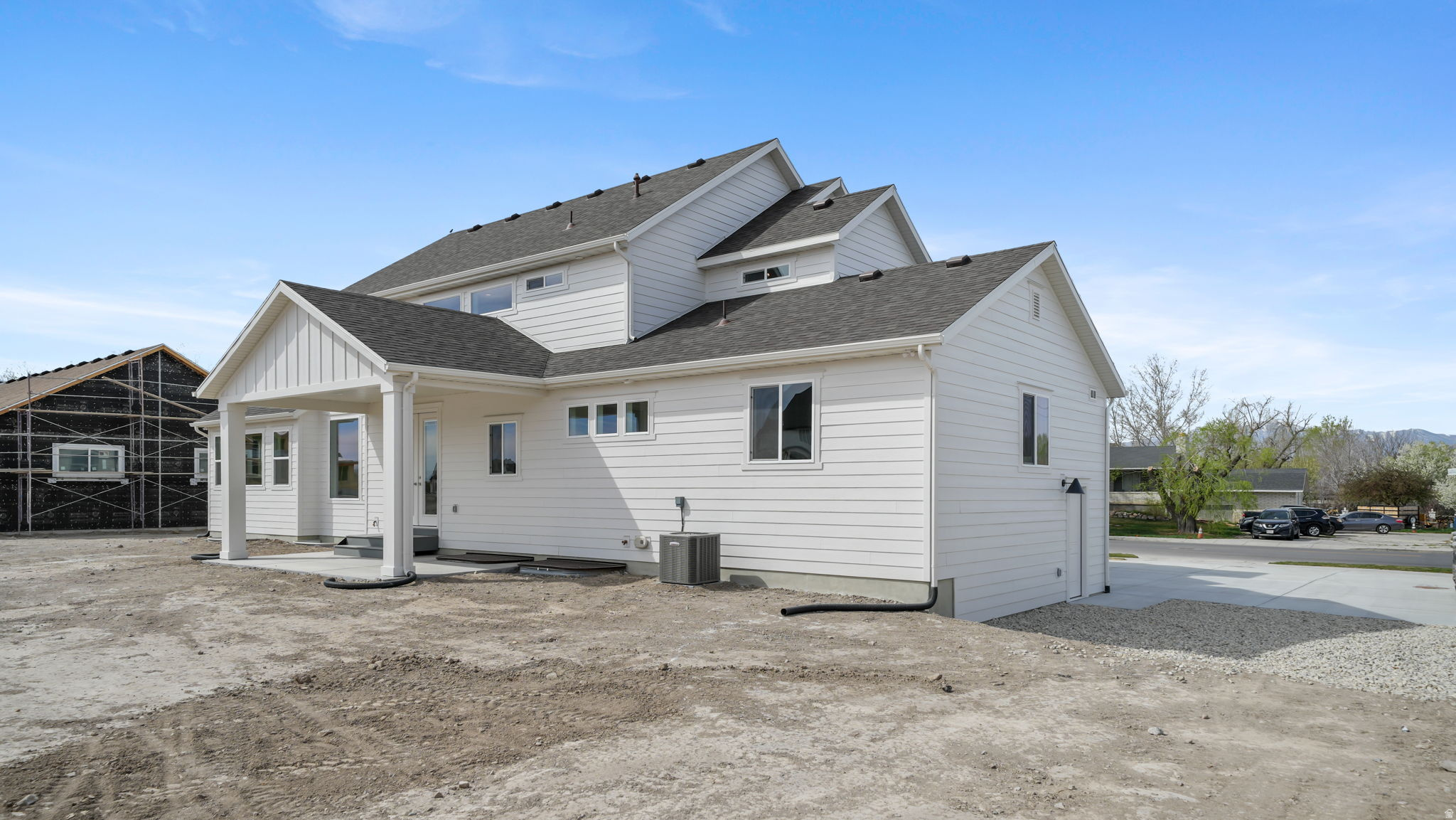 WHISPER HOLLOW - Residential