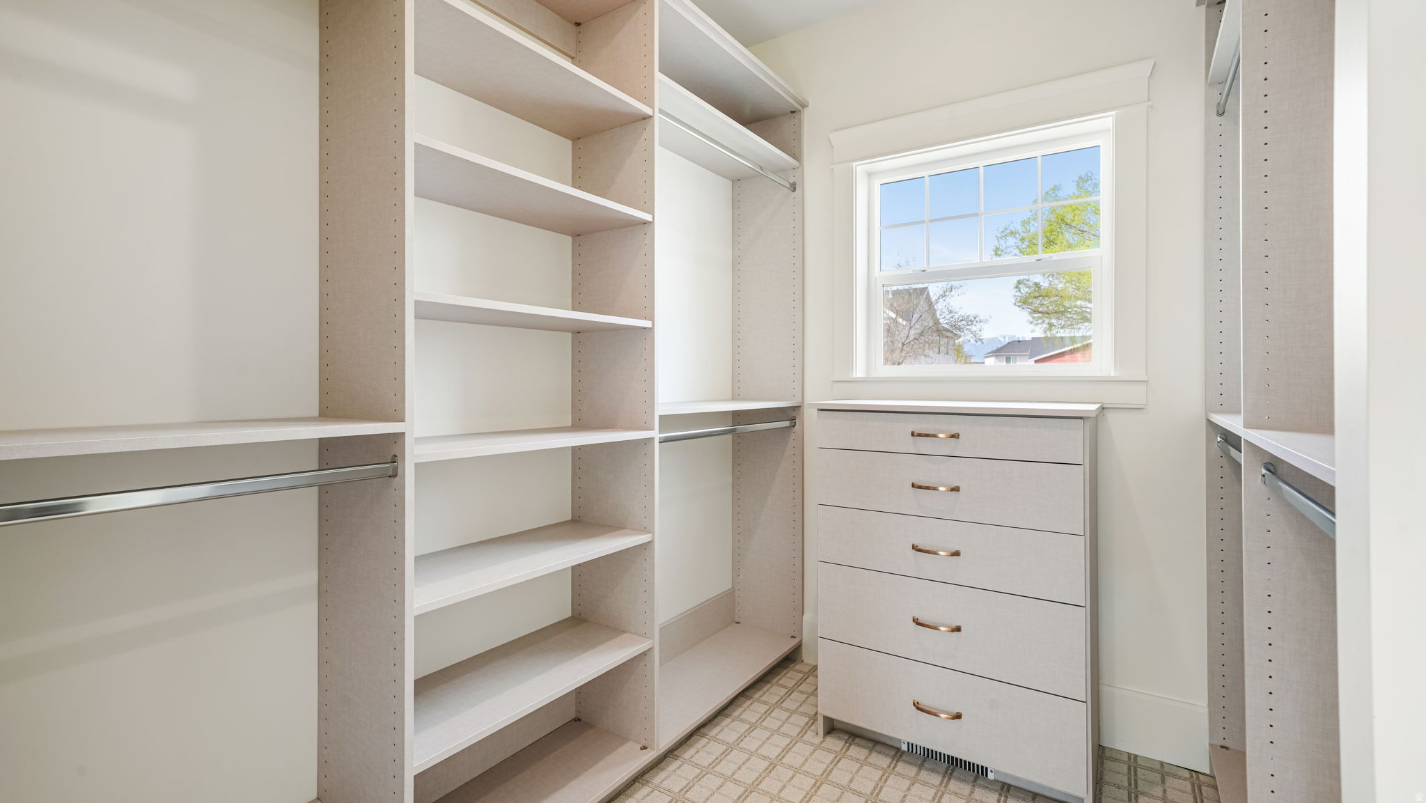 WHISPER HOLLOW - Residential