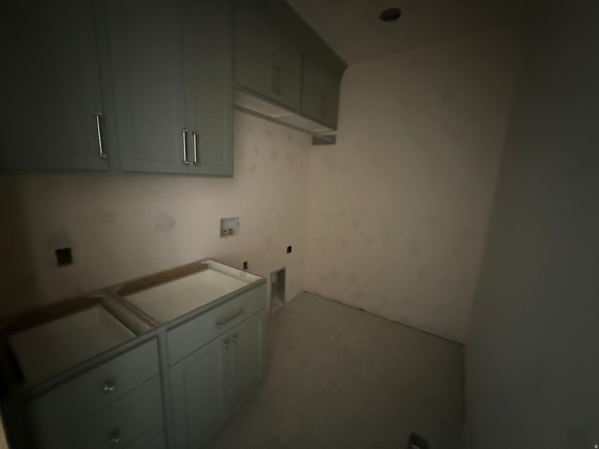 WHISPER HOLLOW - Residential