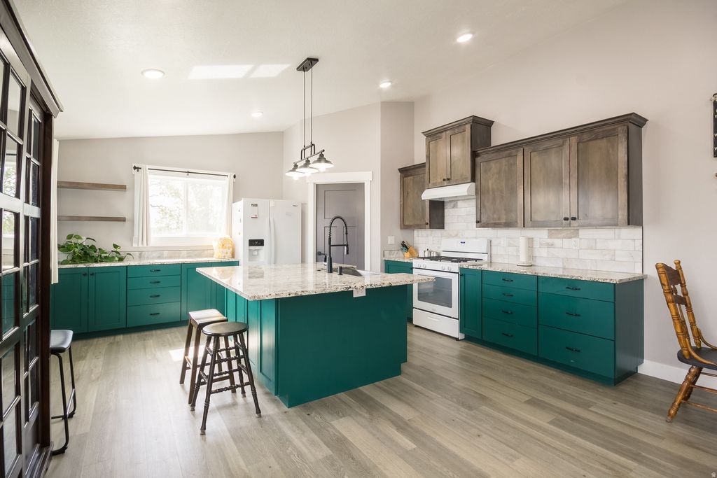 Photo of 1550 W 1400 S, Vernal, UT 84078 (MLS # 2159931)