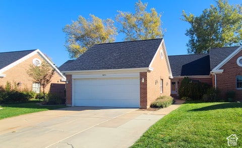Tiny photo for 150 E 600 N #18, Kaysville, UT 84037 (MLS # 2190830)