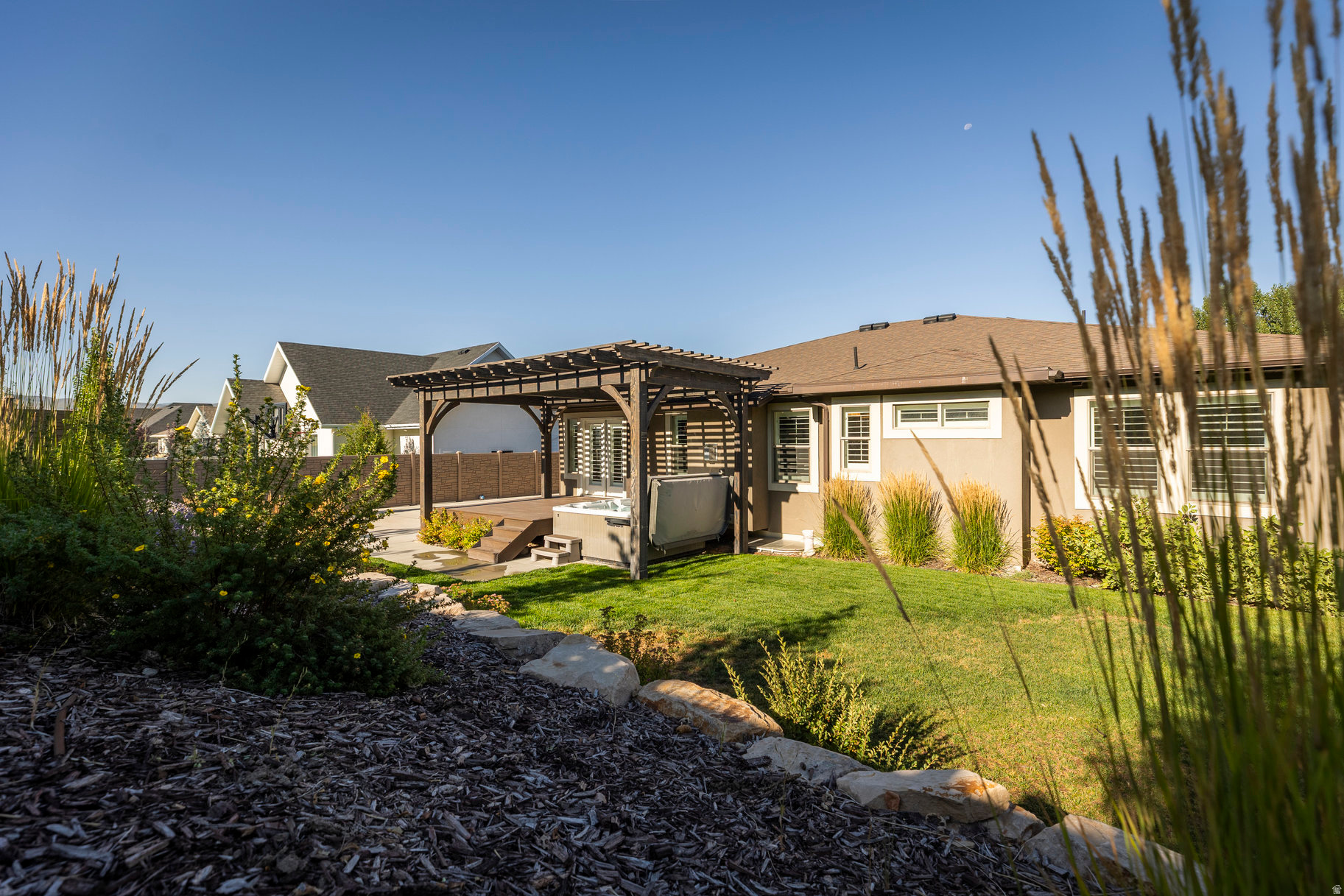 STONE CREEK - Residential