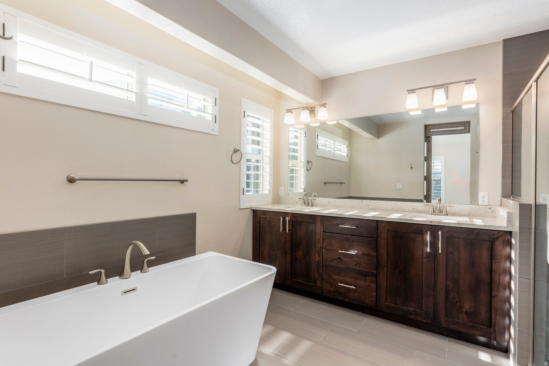 STONE CREEK - Residential