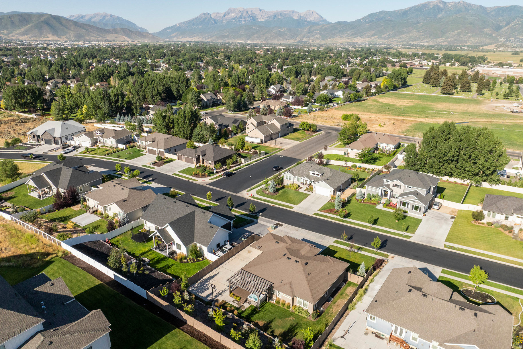 STONE CREEK - Residential
