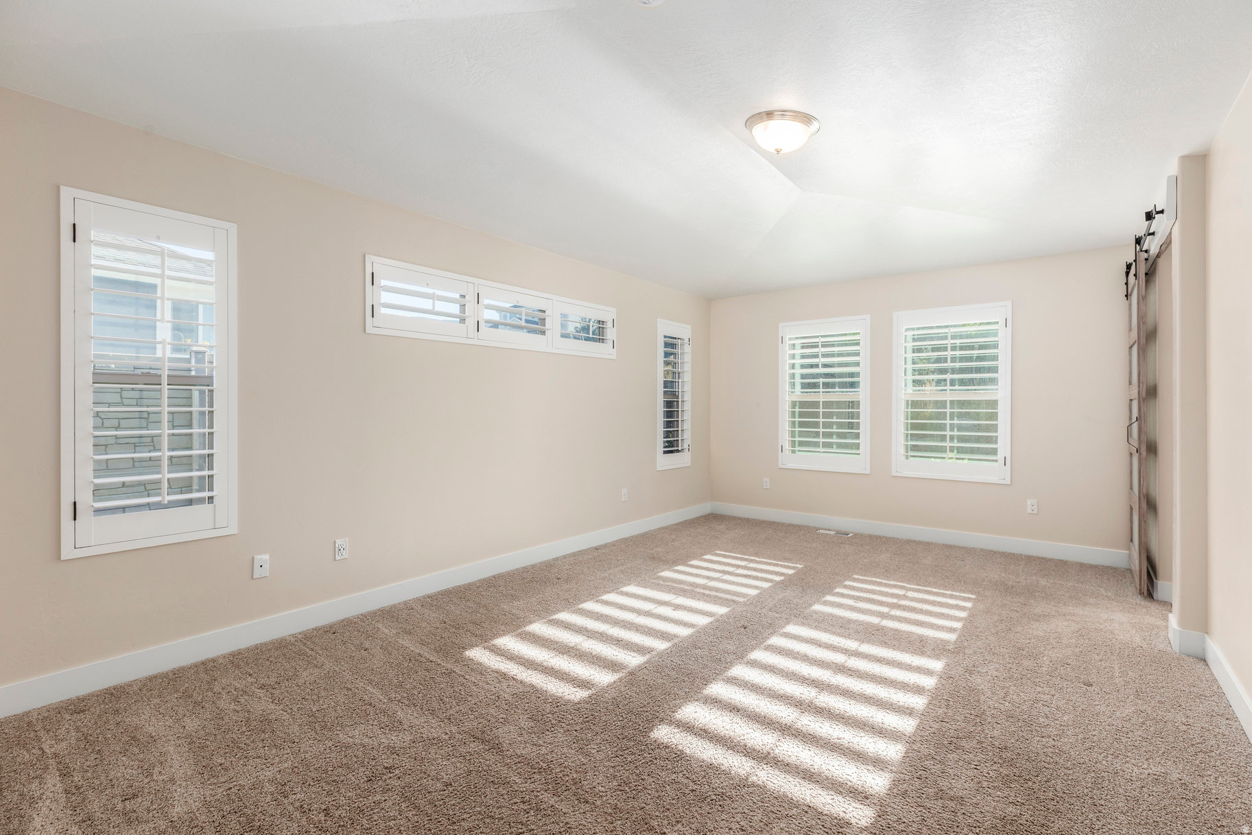 STONE CREEK - Residential