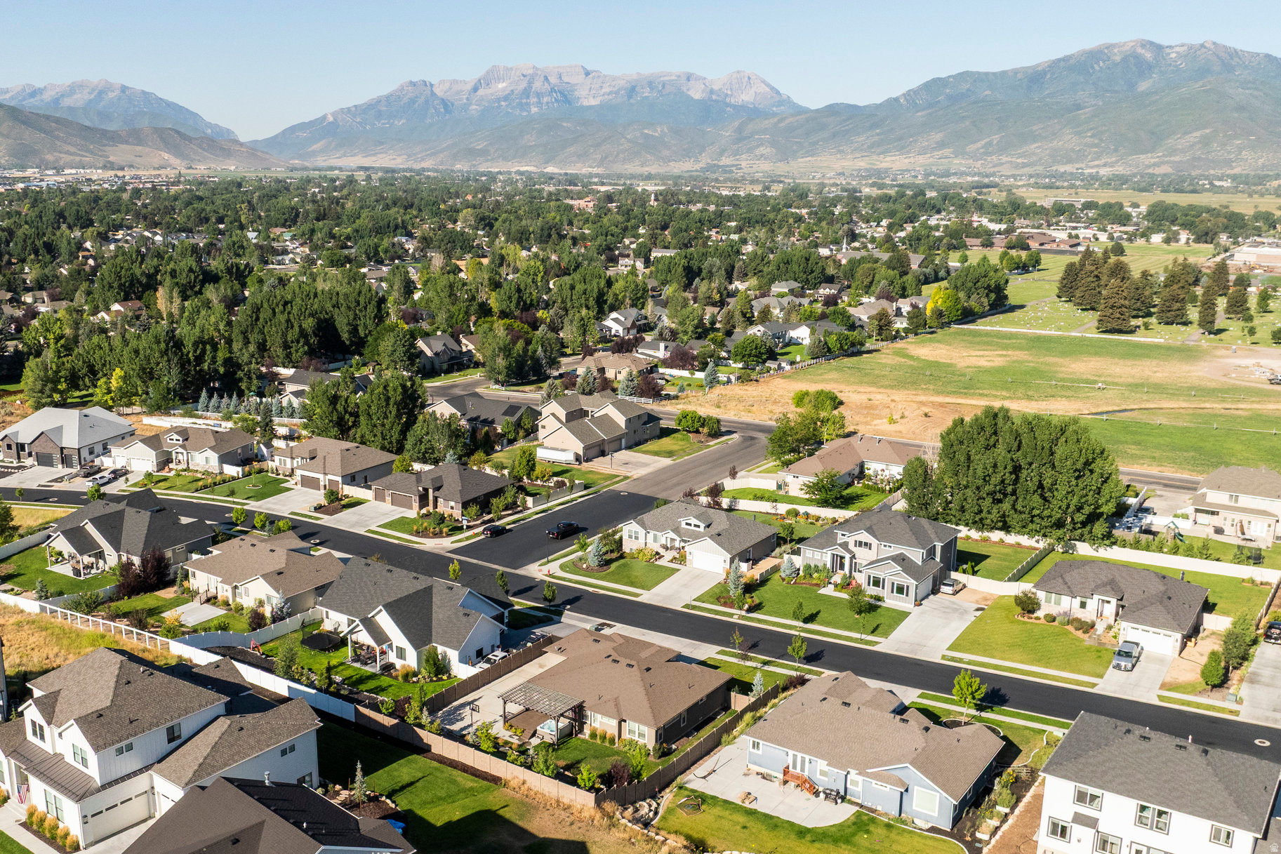 STONE CREEK - Residential