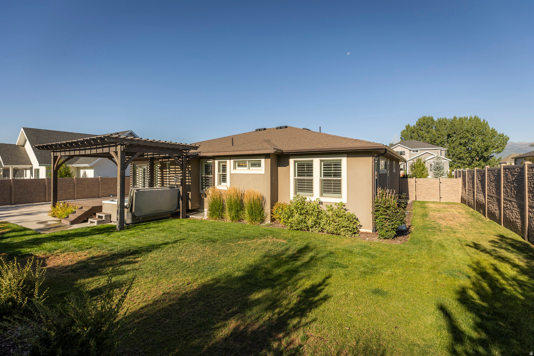 STONE CREEK - Residential