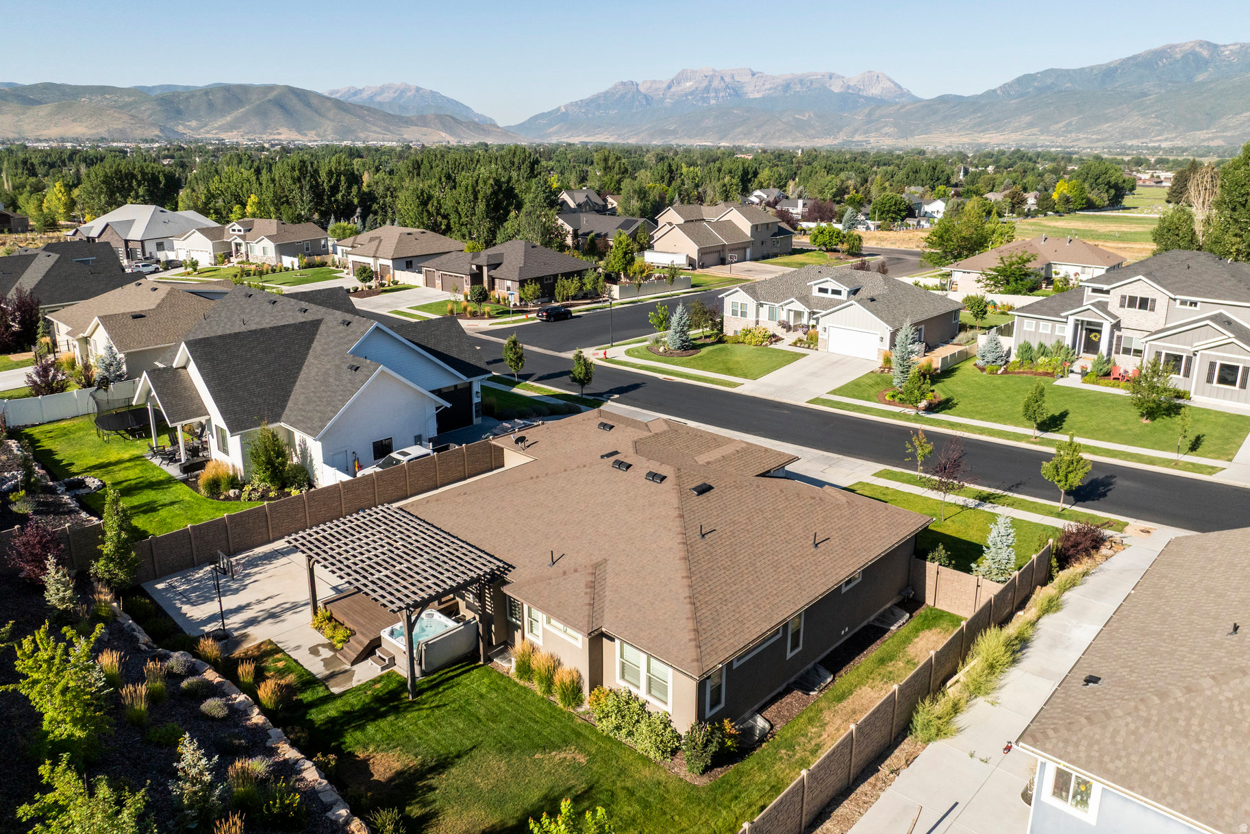 STONE CREEK - Residential