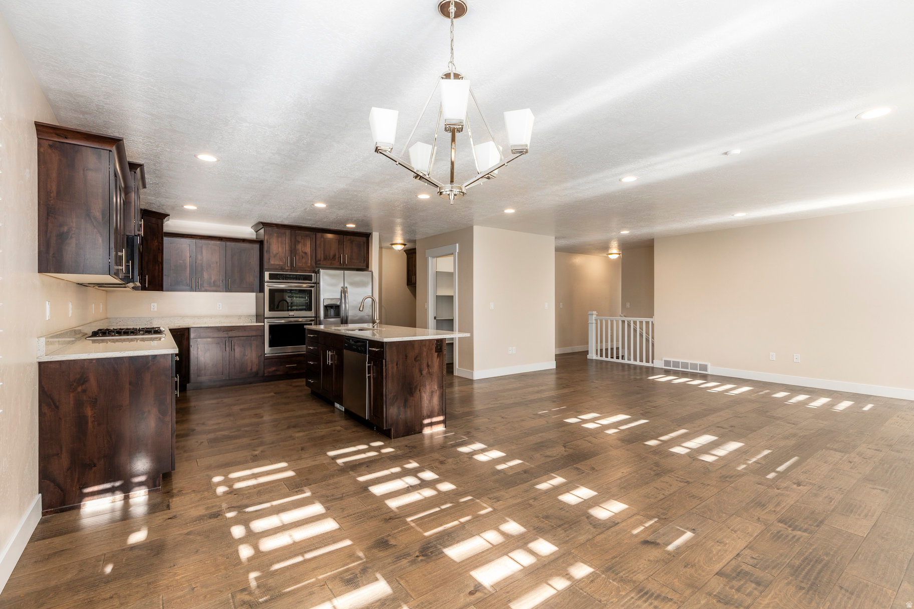 STONE CREEK - Residential