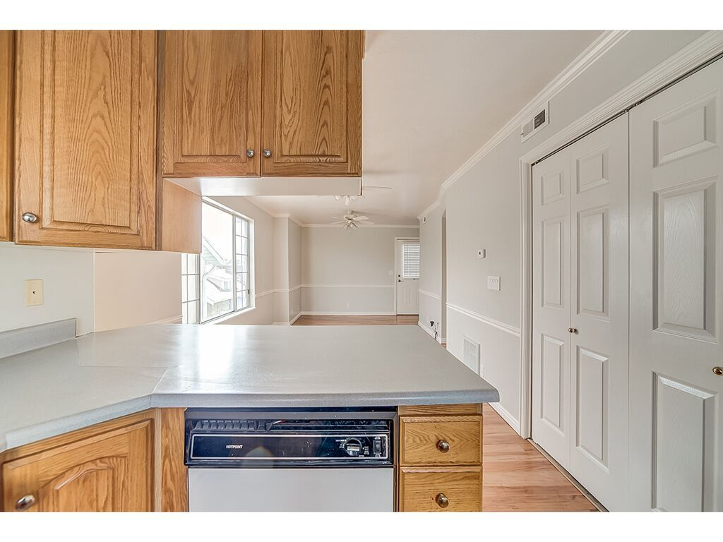 COPPERFIELD SQUARE CONDO - Residential