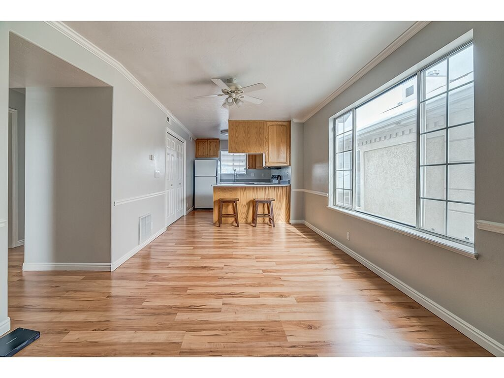 COPPERFIELD SQUARE CONDO - Residential