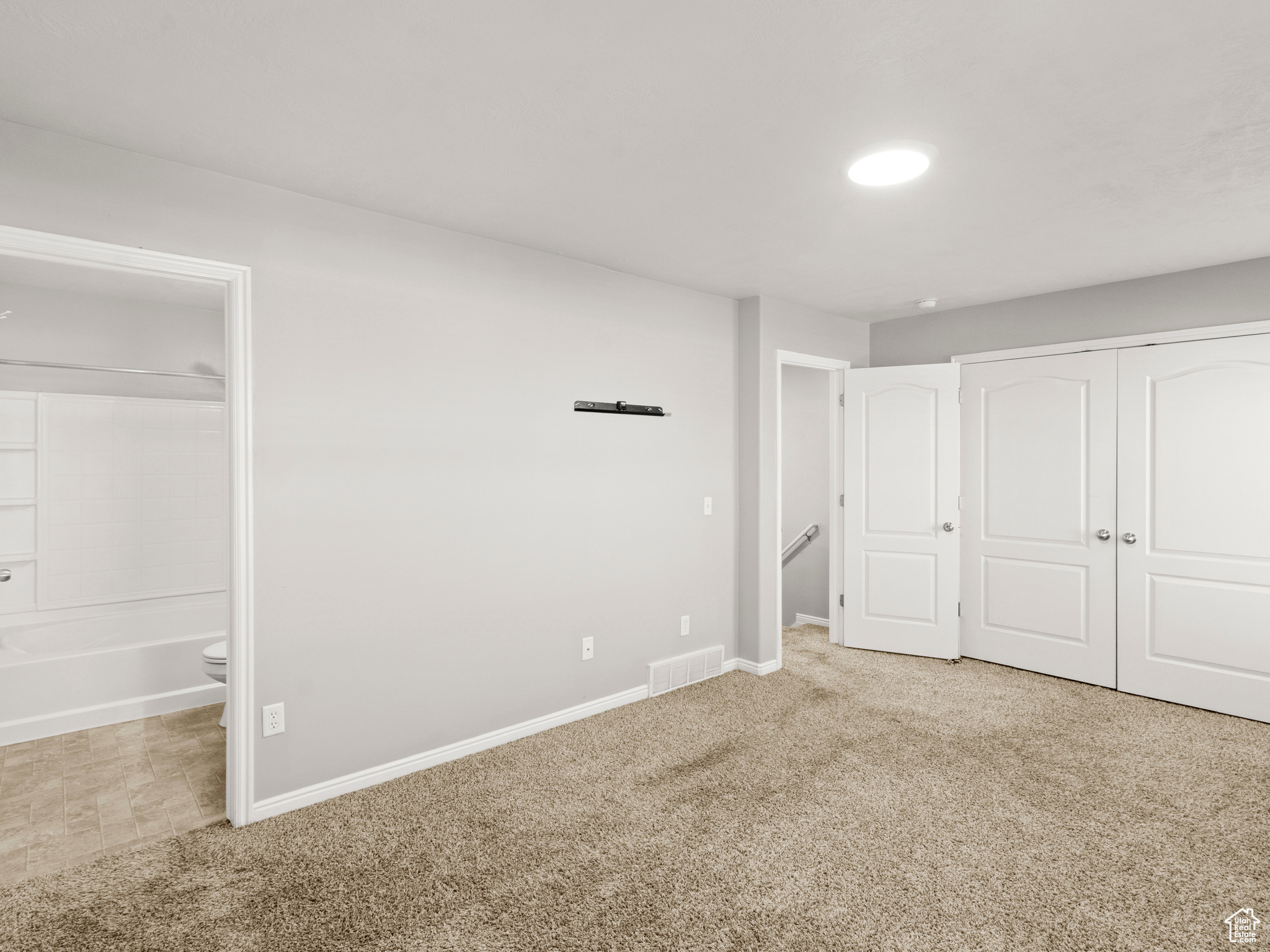 INVERNESS - Residential Lease