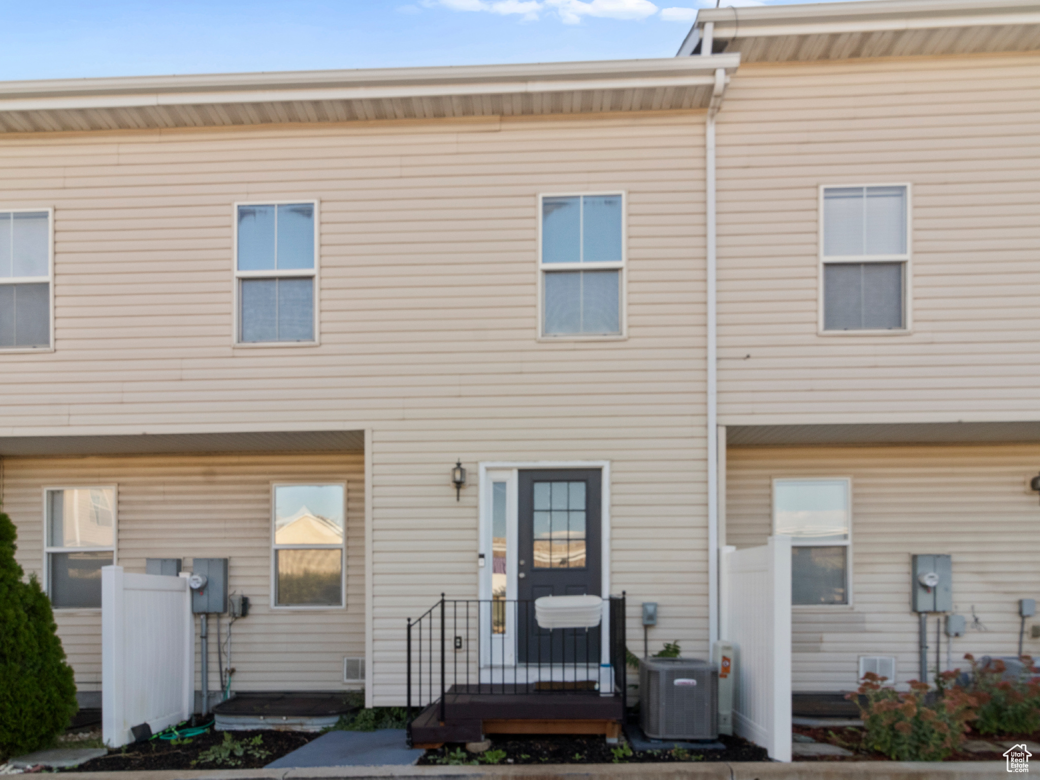 INVERNESS - Residential Lease