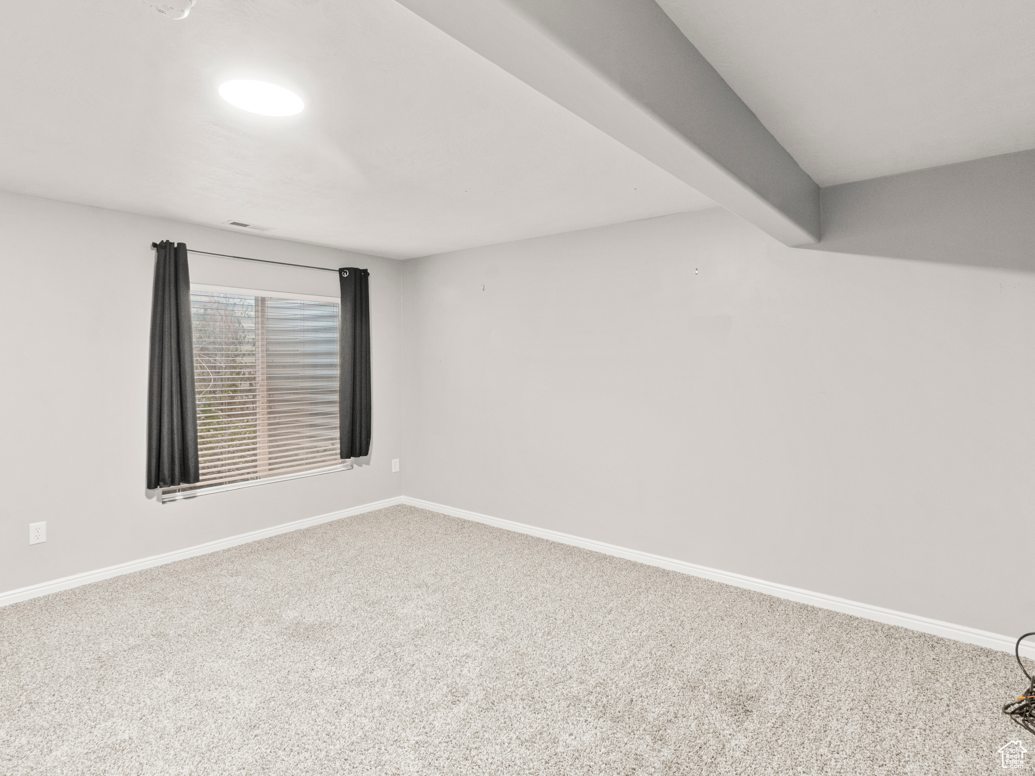 INVERNESS - Residential Lease